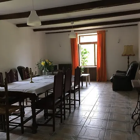 Maison Du Bûcheron Hébergement de vacances *